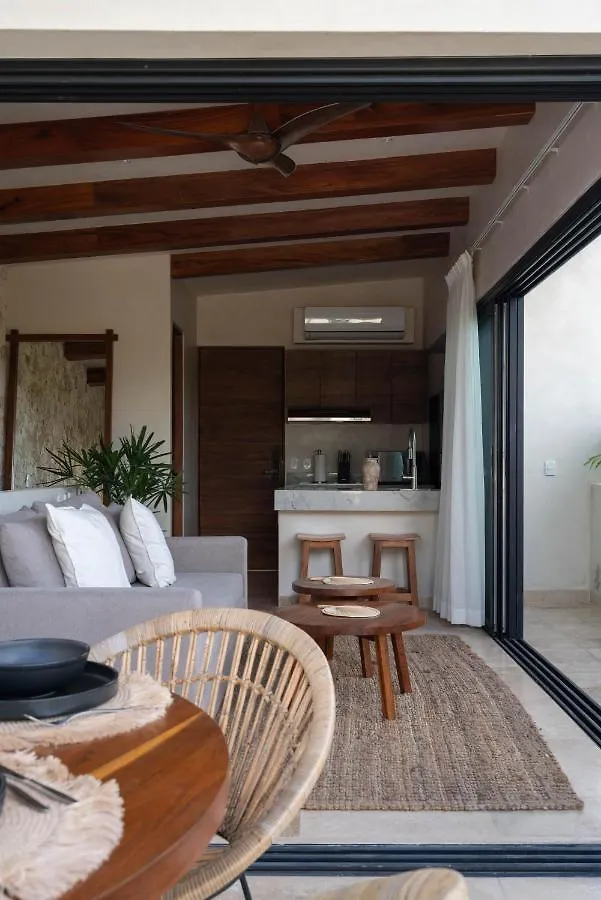 Yaxte Maya 2Br Penthouse & Rooftop Pool, Aldea Zama 0*, Tulum